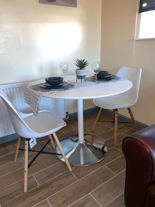 Modern 2 Bedroom Apartment In Derby City Centre Dış mekan fotoğraf