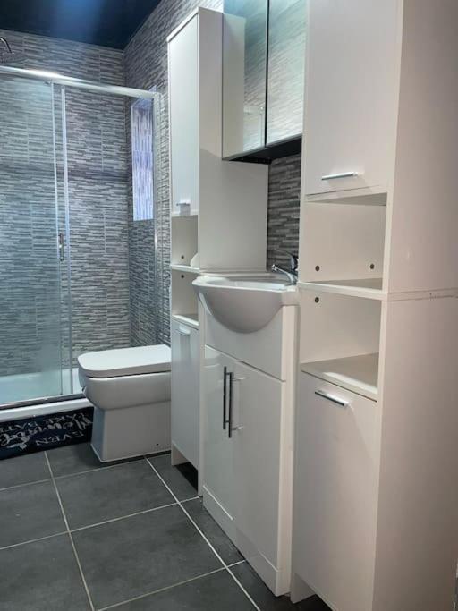 Modern 2 Bedroom Apartment In Derby City Centre Dış mekan fotoğraf